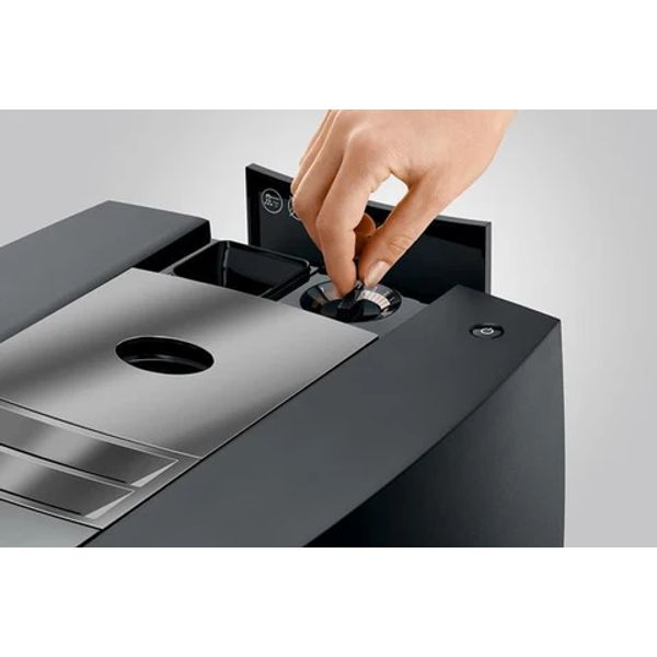 Jura J10 Piano Black