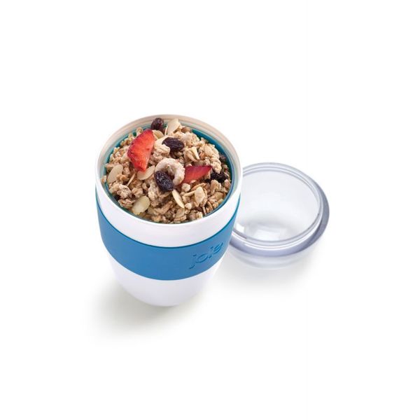 JOIE Yoghurt On The Go snackdoos 2 comp. & lepel groen, blauw of rood 228ml