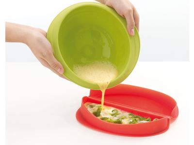 Cuiseur à omelette en silicone pour four à micro-ondes rouge 23x10x3.5cm