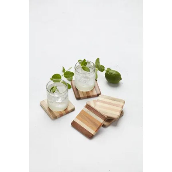 set van 4 glasonderzetters uit gerecycleerd hout 9.5x9.5cm 