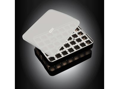 Ijsblokjesvorm uit silicone kubus met deksel zwart 2x2cm