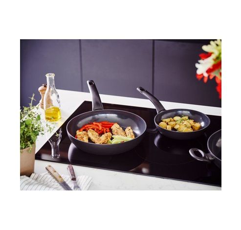 Kuro Antikleef braadpan 20cm  Beka