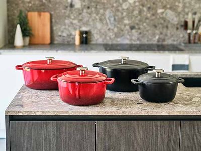 Fontestic Faitout Traditional Red Ovale 31x24xh12cm  Fonte Avec Couvercle