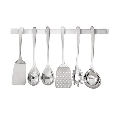 Signature suspension avec 6 ustensiles de cuisine en inox 60cm 