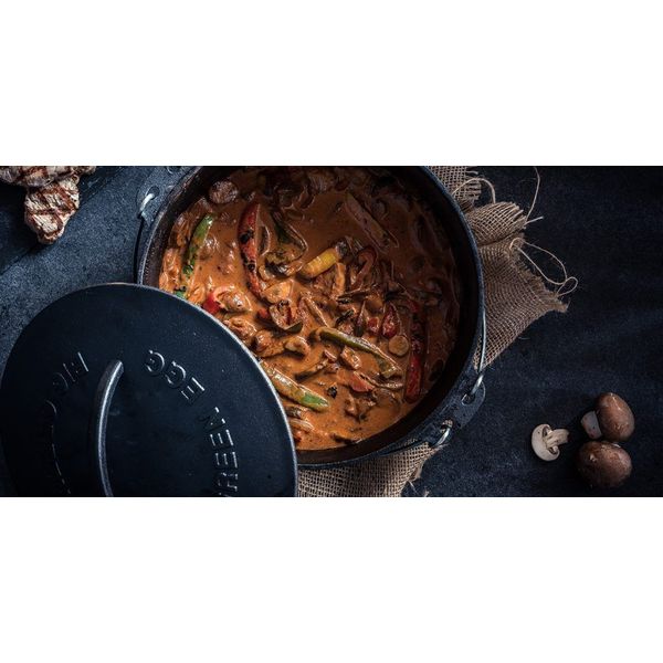 Big Green Egg Cast Iron Dutch Oven