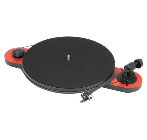 Elemental Red/Black  Pro-Ject