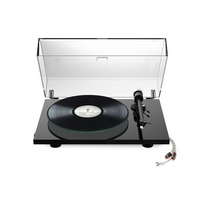 T2W Rainier Streaming Platenspeler zwart  Pro-Ject