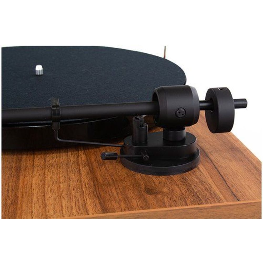 Pro-Ject Platenspeler E1 BT AT3600L Platenspeler Voorversterkt Bluetooth Verzender - Walnoot