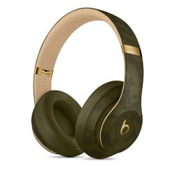 Beats Beats Studio3 Wireless Headphones - Beats Camo Collection - Forest Green 