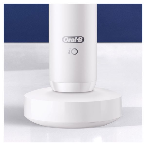 Oral-B IO7 White + RF