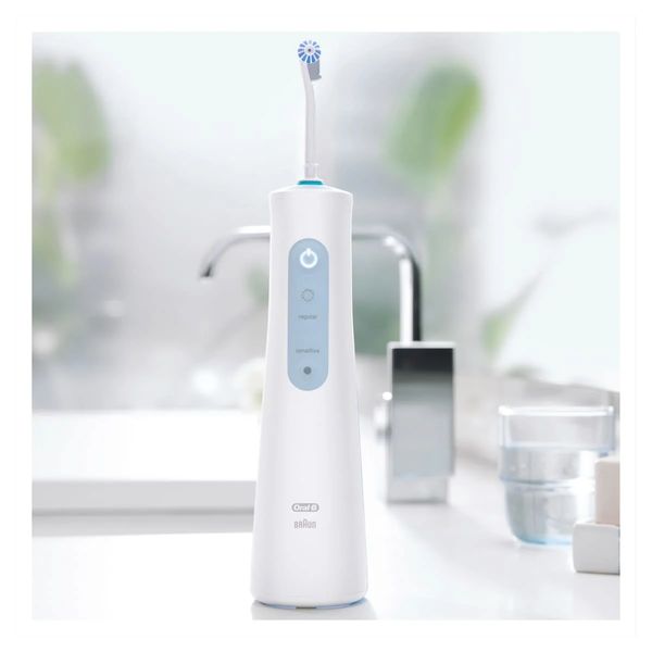 Oral-B Aquacare 4 Waterflosser