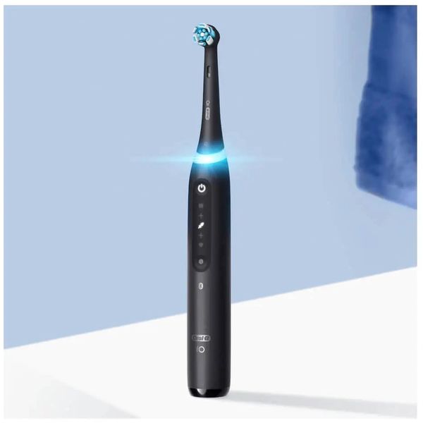 Oral-B iO Series 5n elektrische tandenborstel Black Matt