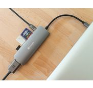 USB hubs