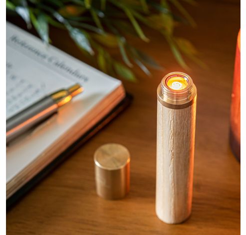 Flameless Element Lighter Natural White Ash Wood  Gingko