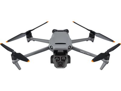 Mavic 3 Pro Fly Mmore Combo (DJI RC)