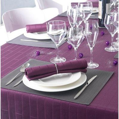 Tablecloth Bricks Aubergine 