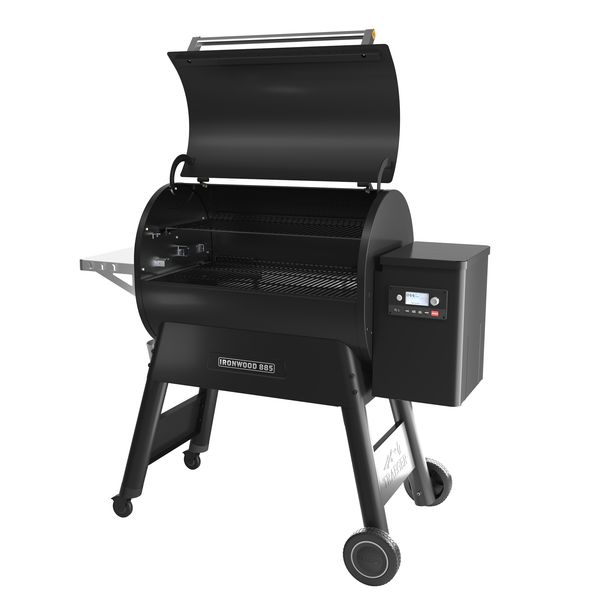 Traeger ironwood 885