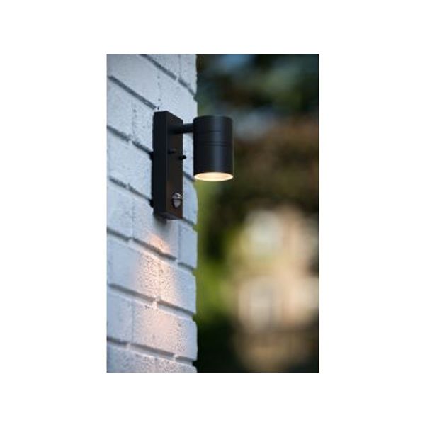 Lucide ARNE-LED - Wandspot Buiten - Ø 6,3 cm - LED - GU10 - 1x5W 2700K - IP44 - Zwart Lucide