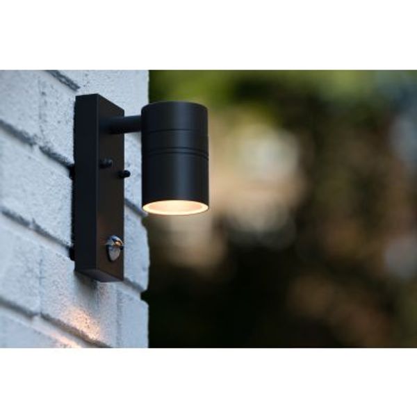 Lucide ARNE-LED - Wandspot Buiten - Ø 6,3 cm - LED - GU10 - 1x5W 2700K - IP44 - Zwart Lucide