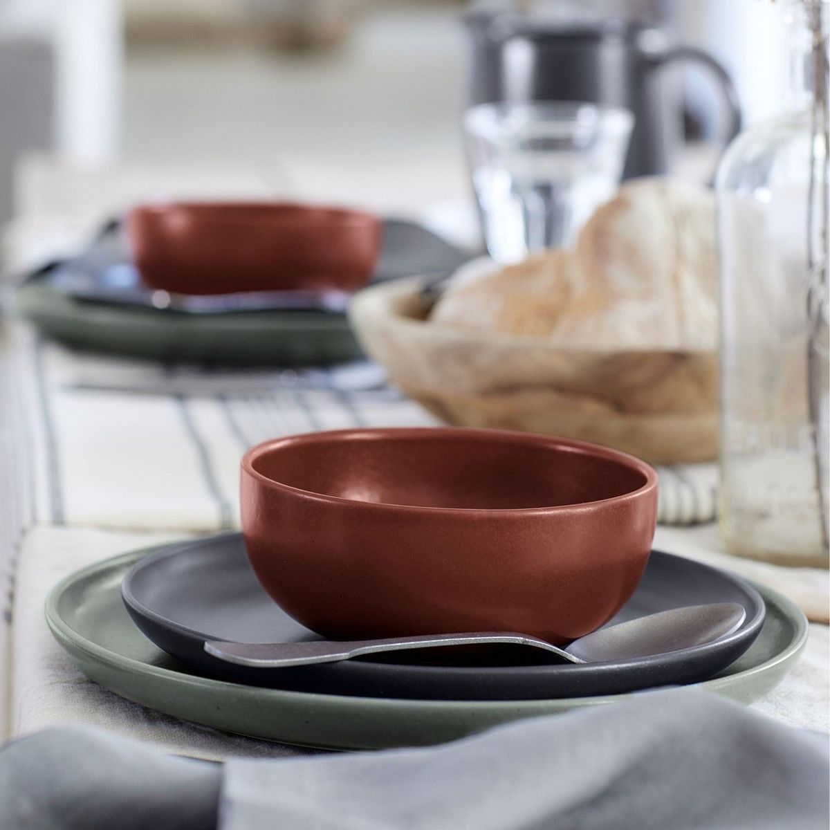 Villeroy & Boch Colourful Spring Saladebord 19 cm kopen? Bestel bij {{config path=general/store