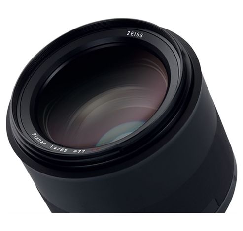 Milvus 1.4/85 ZE-mount  Zeiss