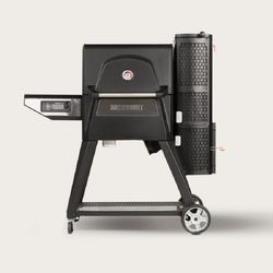 Masterbuilt GRAVITY FED 560 DIGITAL CHARCOAL GRILL & SMOKER 