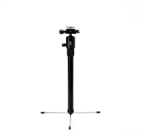 Roadtrip Pro Alu Tripod Black  Benro