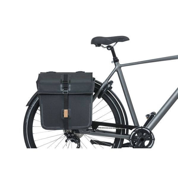 Basil Urban Dry - dubbele fietstas - 50 liter - zwart