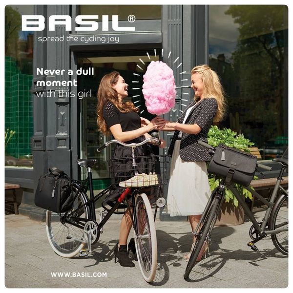 Basil Noir - business fietstas - 17 liter - zwart