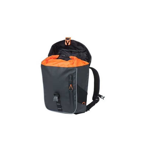 Basil Miles Tarpaulin - fietsrugzak - 17 liter - zwart/oranje