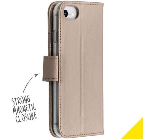 Wallet softcase booktype iPhone 7/8 gold  Accezz