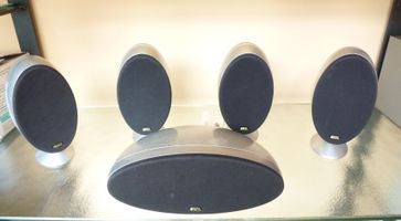 KEF KHT3005 Set surround satellieten  200,-  (technisch perfect, gebruiksporen) Partikulier